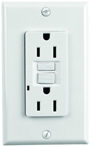 White 15 AMP Ground Fault Circuit Interrupter